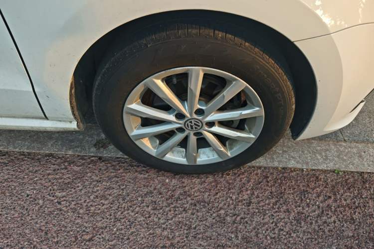 Used Volkswagen Polo 2018 1.5L Automatic Enjoyment Model Right Front Wheel Hub