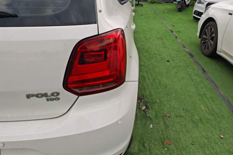 Used Volkswagen Polo 2018 1.5L Automatic Advanced Driving Model Right Rear Taillight