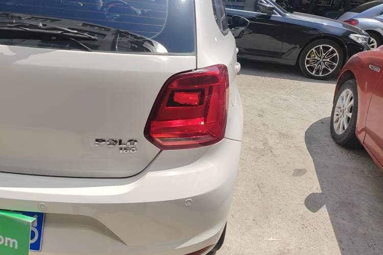 Used Volkswagen Polo 2018 1.5L Automatic Advanced Driving Model Right Rear Taillight