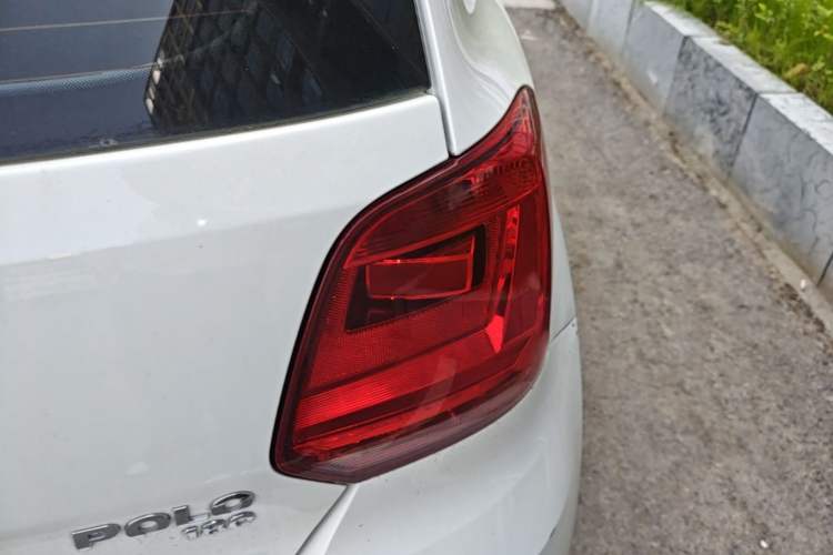 Used Volkswagen Polo 2018 1.5L Automatic Advanced Driving Model Right Rear Taillight
