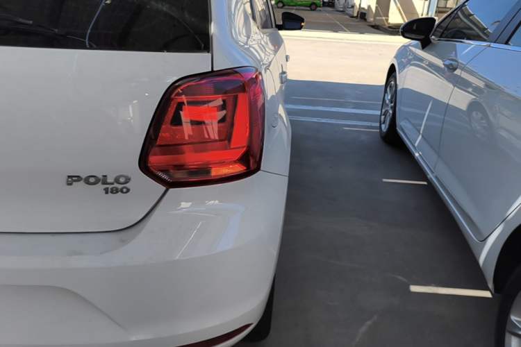 Used Volkswagen Polo 2018 1.5L Automatic Advanced Driving Model Right Rear Taillight