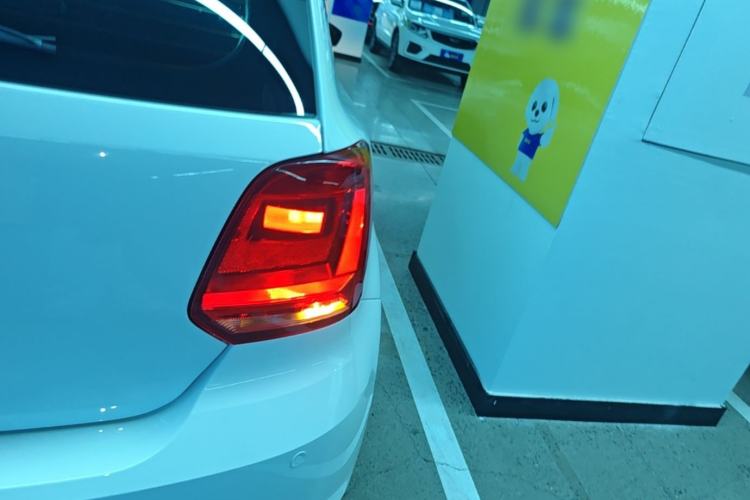 Used Volkswagen Polo 2018 1.5L Automatic Advanced Driving Model Right Rear Taillight