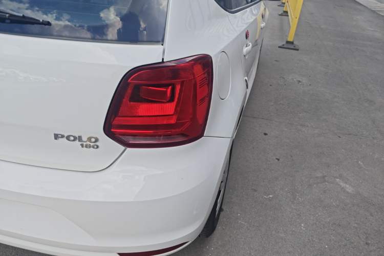 Used Volkswagen Polo 2018 1.5L Automatic Advanced Driving Model Right Rear Taillight