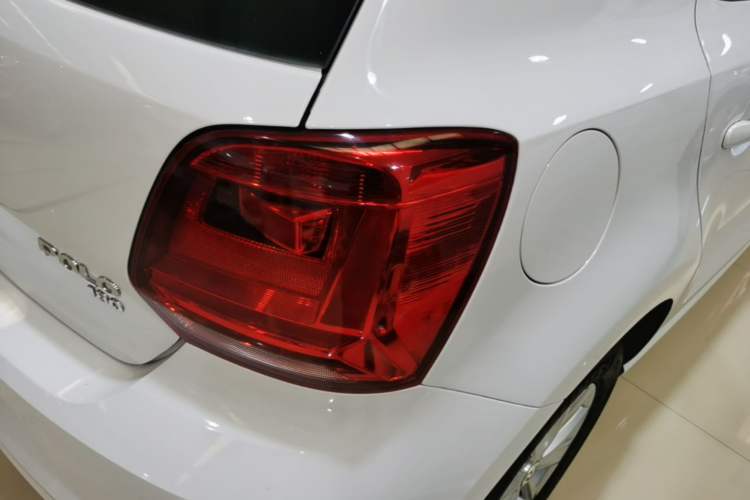 Used Volkswagen Polo 2018 1.5L Automatic Advanced Driving Model Right Rear Taillight