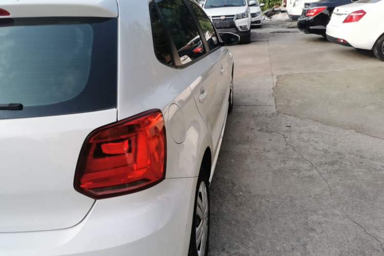 Used Volkswagen Polo 2018 1.5L Automatic Advanced Driving Model Right Rear Taillight