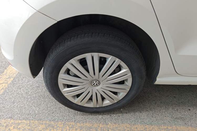 Used Volkswagen Polo 2018 1.5L Automatic Enjoyment Model Right Rear Wheel Hub