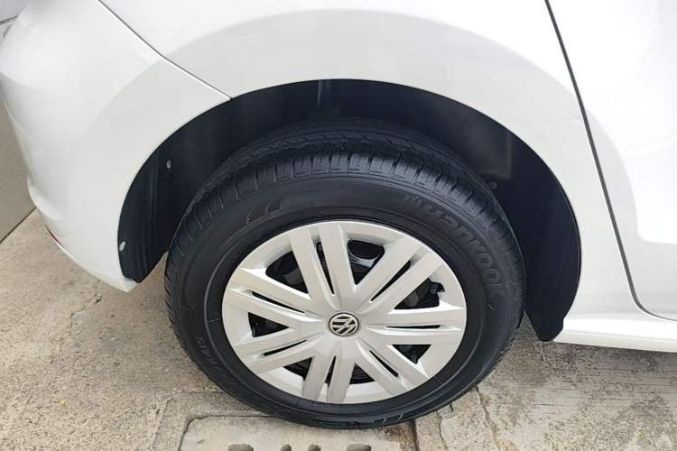 Used Volkswagen Polo 2018 1.5L Automatic Advanced Driving Model Right Rear Wheel Hub
