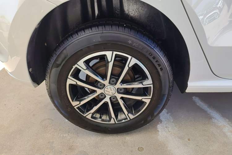 Used Volkswagen Polo 2018 1.5L Automatic Advanced Driving Model Right Rear Wheel Hub