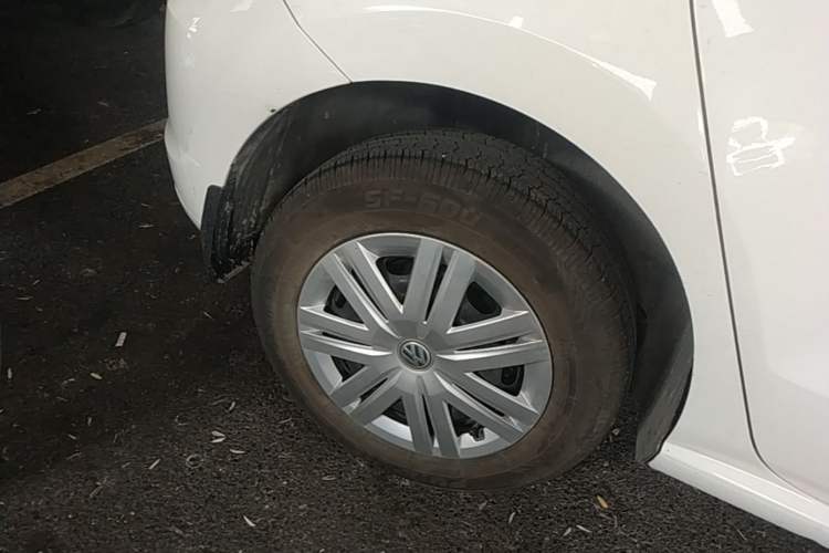 Used Volkswagen Polo 2018 1.5L Automatic Advanced Driving Model Right Rear Wheel Hub