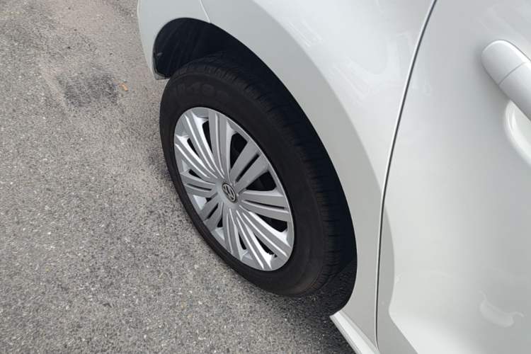 Used Volkswagen Polo 2018 1.5L Automatic Enjoyment Model Right Rear Wheel Hub