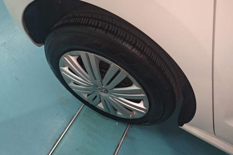 Used Volkswagen Polo 2018 1.5L Automatic Enjoyment Model Right Rear Wheel Hub