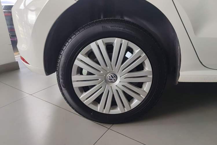 Used Volkswagen Polo 2018 1.5L Automatic Enjoyment Model Right Rear Wheel Hub