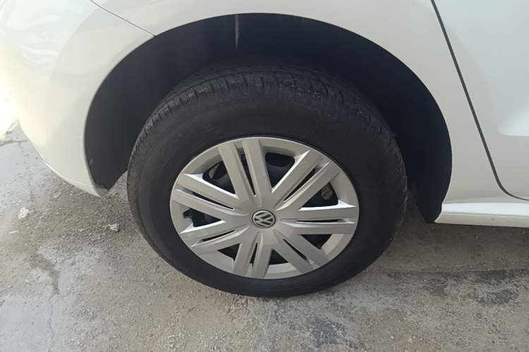 Used Volkswagen Polo 2018 1.5L Automatic Advanced Driving Model Right Rear Wheel Hub