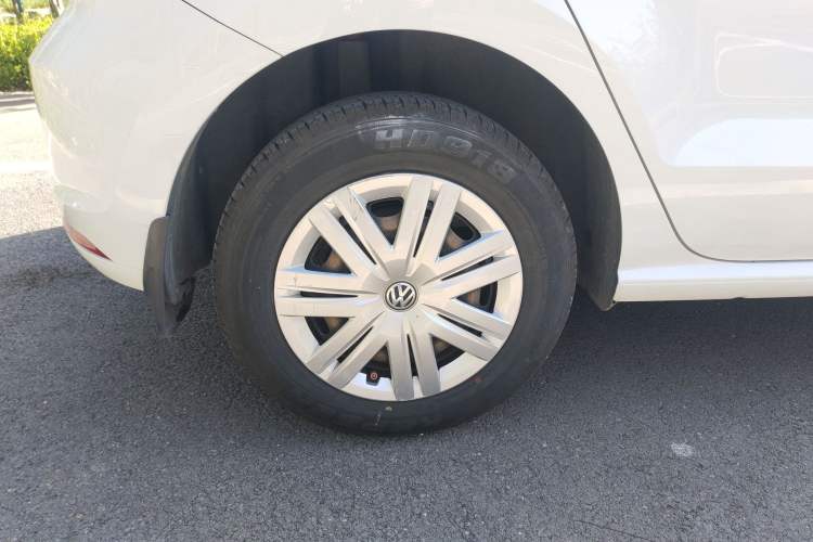 Used Volkswagen Polo 2018 1.5L Automatic Advanced Driving Model Right Rear Wheel Hub