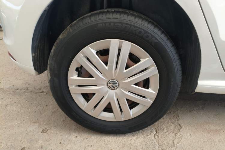 Used Volkswagen Polo 2018 1.5L Manual Drive-Comfort Model Right Rear Wheel Hub