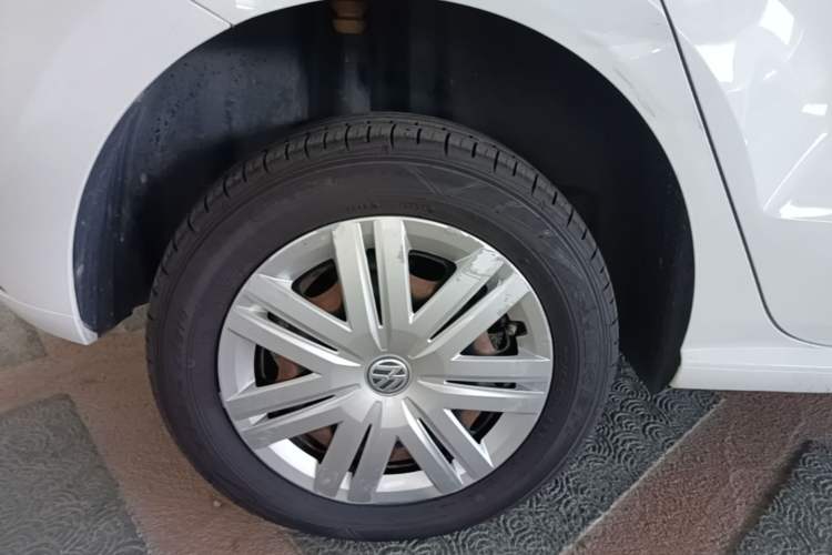 Used Volkswagen Polo 2018 1.5L Automatic Advanced Driving Model Right Rear Wheel Hub