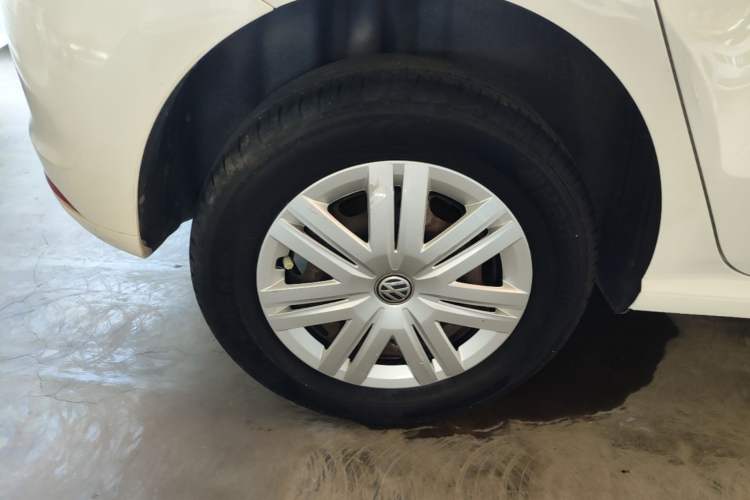 Used Volkswagen Polo 2018 1.5L Automatic Advanced Driving Model Right Rear Wheel Hub