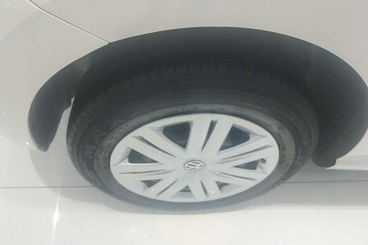 Used Volkswagen Polo 2018 1.5L Automatic Advanced Driving Model Right Rear Wheel Hub