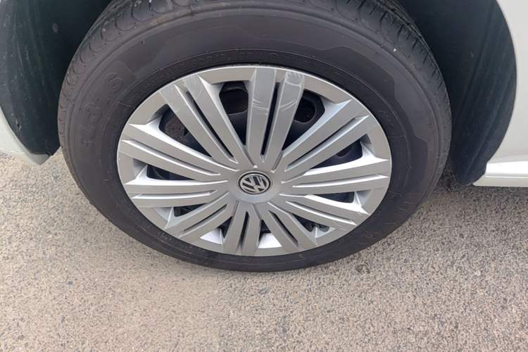 Used Volkswagen Polo 2018 1.5L Automatic Enjoyment Model Right Rear Wheel Hub