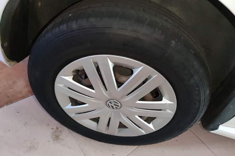 Used Volkswagen Polo 2018 1.5L Automatic Advanced Driving Model Right Rear Wheel Hub