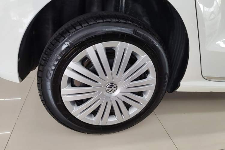 Used Volkswagen Polo 2018 1.5L Automatic Enjoyment Model Right Rear Wheel Hub
