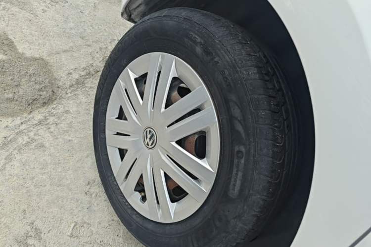 Used Volkswagen Polo 2018 1.5L Automatic Advanced Driving Model Right Rear Wheel Hub