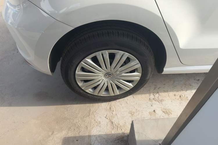 Used Volkswagen Polo 2018 1.5L Automatic Enjoyment Model Right Rear Wheel Hub