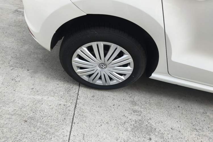 Used Volkswagen Polo 2018 1.5L Automatic Enjoyment Model Right Rear Wheel Hub