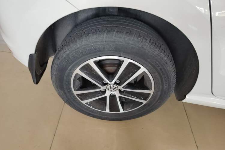 Used Volkswagen Polo 2018 1.5L Automatic Advanced Driving Model Right Rear Wheel Hub