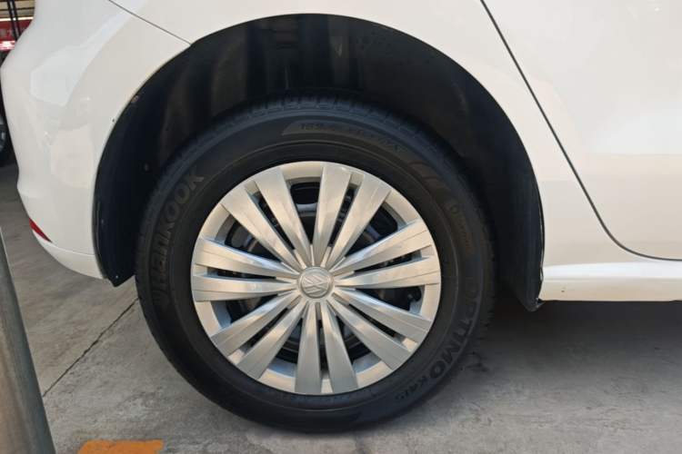 Used Volkswagen Polo 2018 1.5L Automatic Advanced Driving Model Right Rear Wheel Hub