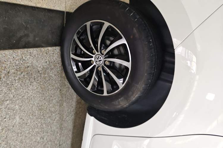 Used Volkswagen Polo 2018 1.5L Automatic Advanced Driving Model Right Rear Wheel Hub