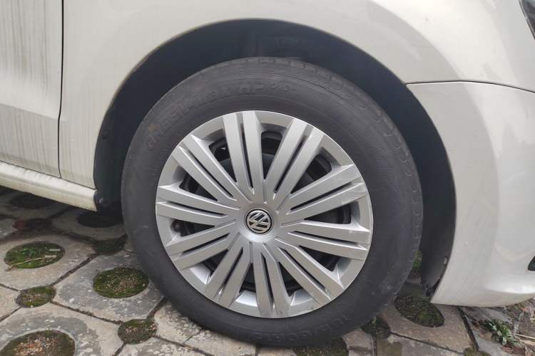 Used Volkswagen Polo 2018 1.5L Automatic Enjoyment Model Right Rear Wheel Hub