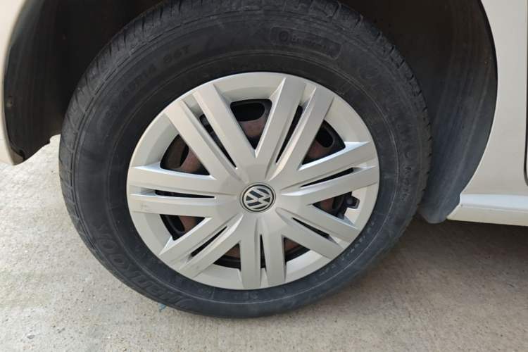 Used Volkswagen Polo 2018 1.5L Automatic Advanced Driving Model Right Rear Wheel Hub