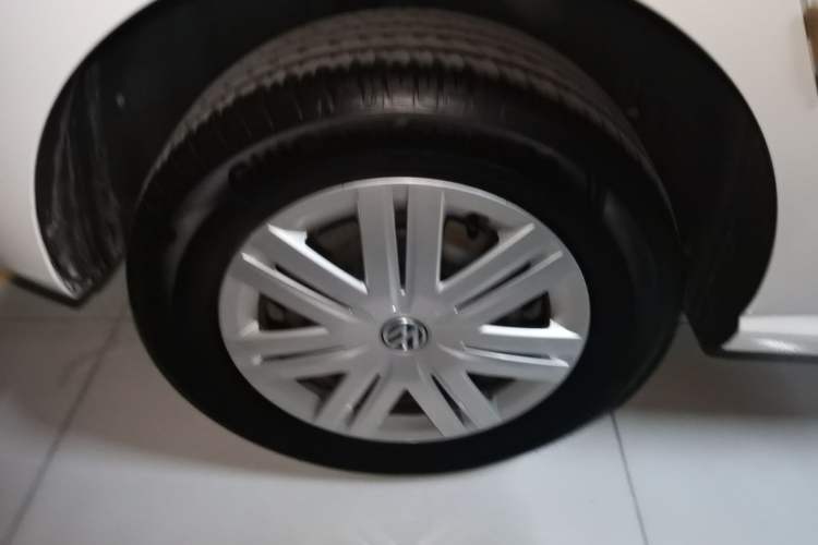 Used Volkswagen Polo 2018 1.5L Manual Drive-Comfort Model Right Rear Wheel Hub