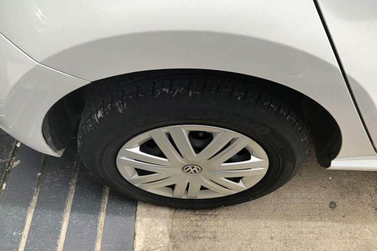 Used Volkswagen Polo 2018 1.5L Automatic Advanced Driving Model Right Rear Wheel Hub