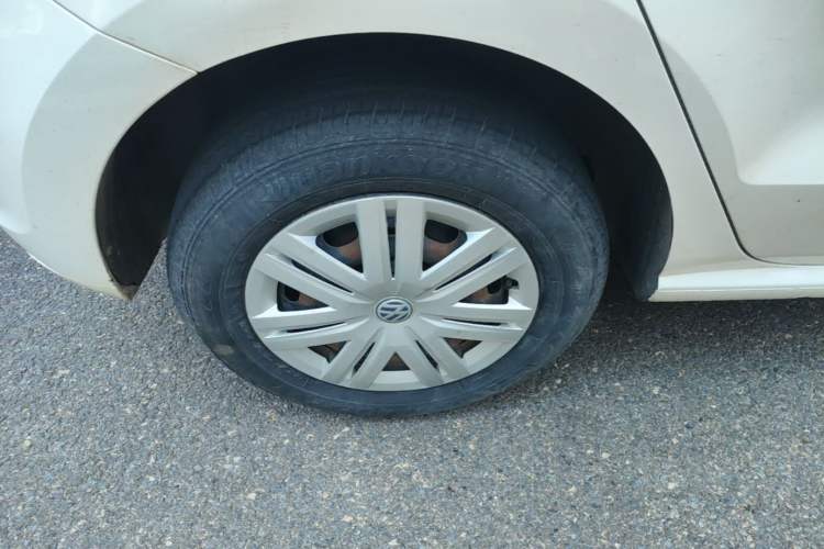 Used Volkswagen Polo 2018 1.5L Manual Drive-Comfort Model Right Rear Wheel Hub