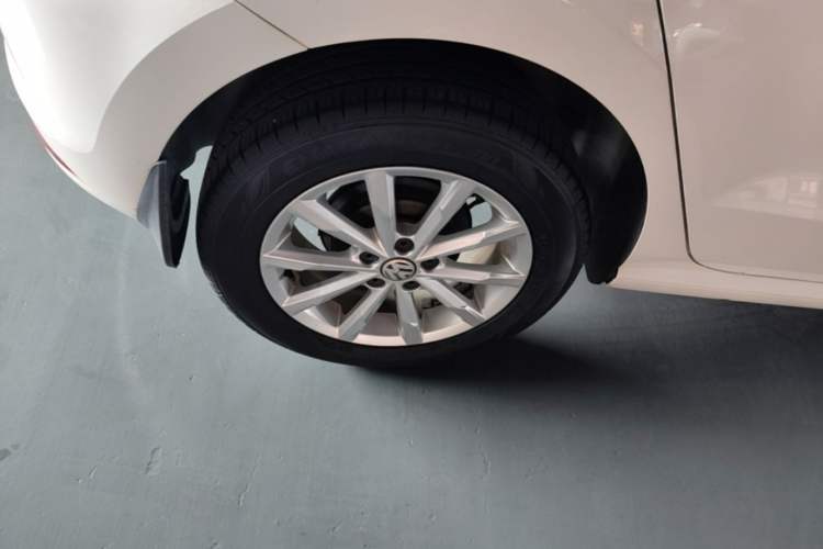 Used Volkswagen Polo 2018 1.5L Automatic Enjoyment Model Right Rear Wheel Hub