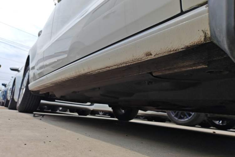 Used Volkswagen Polo 2018 1.5L Automatic Advanced Driving Model Right Side Sill