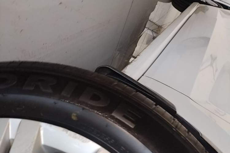 Used Volkswagen Polo 2018 1.5L Automatic Enjoyment Model Right Side Sill