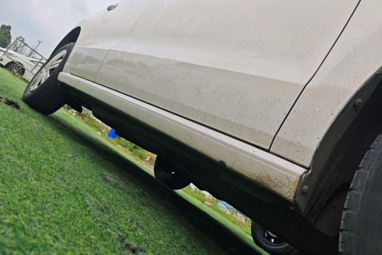 Used Volkswagen Polo 2018 1.5L Automatic Advanced Driving Model Right Side Sill