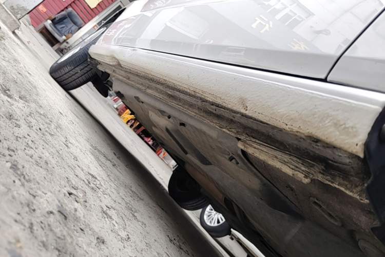 Used Volkswagen Polo 2018 1.5L Automatic Enjoyment Model Right Side Sill
