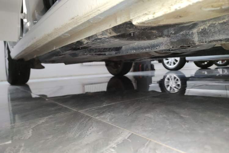 Used Volkswagen Polo 2018 1.5L Manual Drive-Comfort Model Right Side Sill