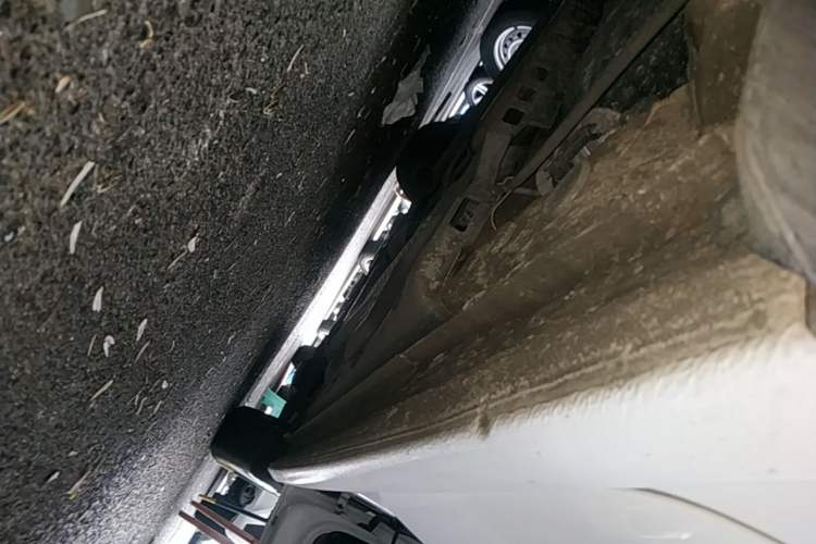 Used Volkswagen Polo 2018 1.5L Automatic Advanced Driving Model Right Side Sill