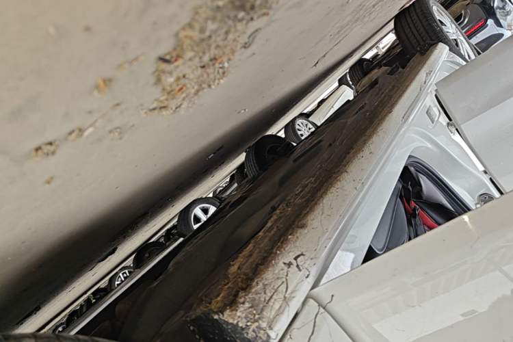 Used Volkswagen Polo 2018 1.5L Automatic Advanced Driving Model Right Side Sill