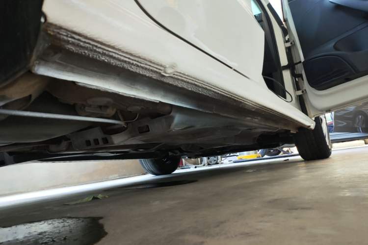 Used Volkswagen Polo 2018 1.5L Automatic Advanced Driving Model Right Side Sill