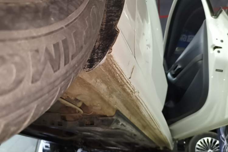 Used Volkswagen Polo 2018 1.5L Automatic Advanced Driving Model Right Side Sill