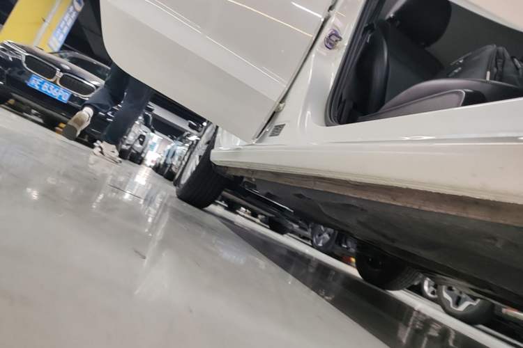 Used Volkswagen Polo 2018 1.5L Automatic Enjoyment Model Right Side Sill