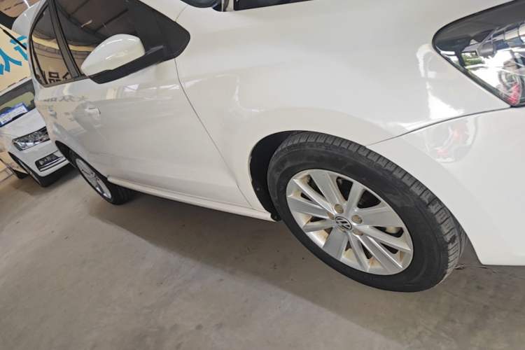 Used Volkswagen Polo 2018 1.5L Automatic Enjoyment Model Right Side Sill