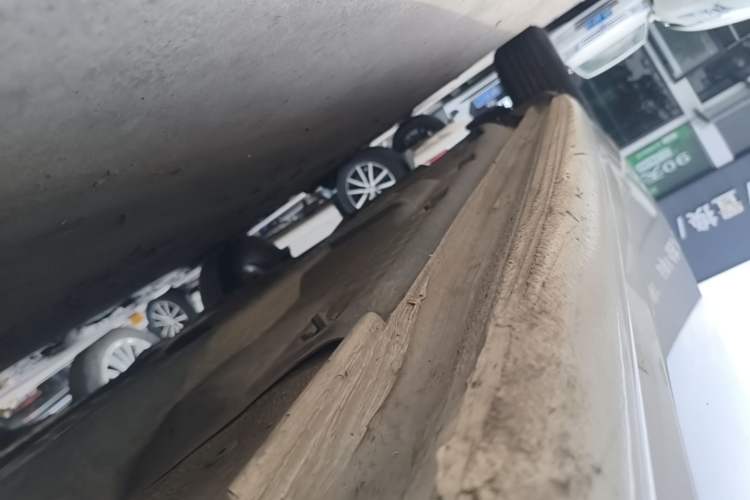 Used Volkswagen Polo 2018 1.5L Automatic Advanced Driving Model Right Side Sill