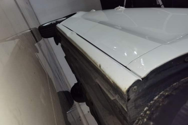 Used Volkswagen Polo 2018 1.5L Automatic Enjoyment Model Right Side Sill
